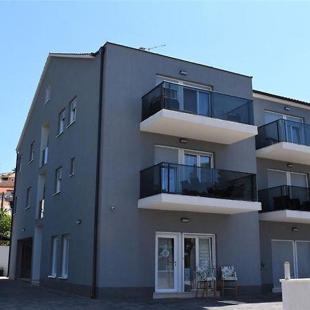 Apartments Rena Szybenik Zewnętrze zdjęcie