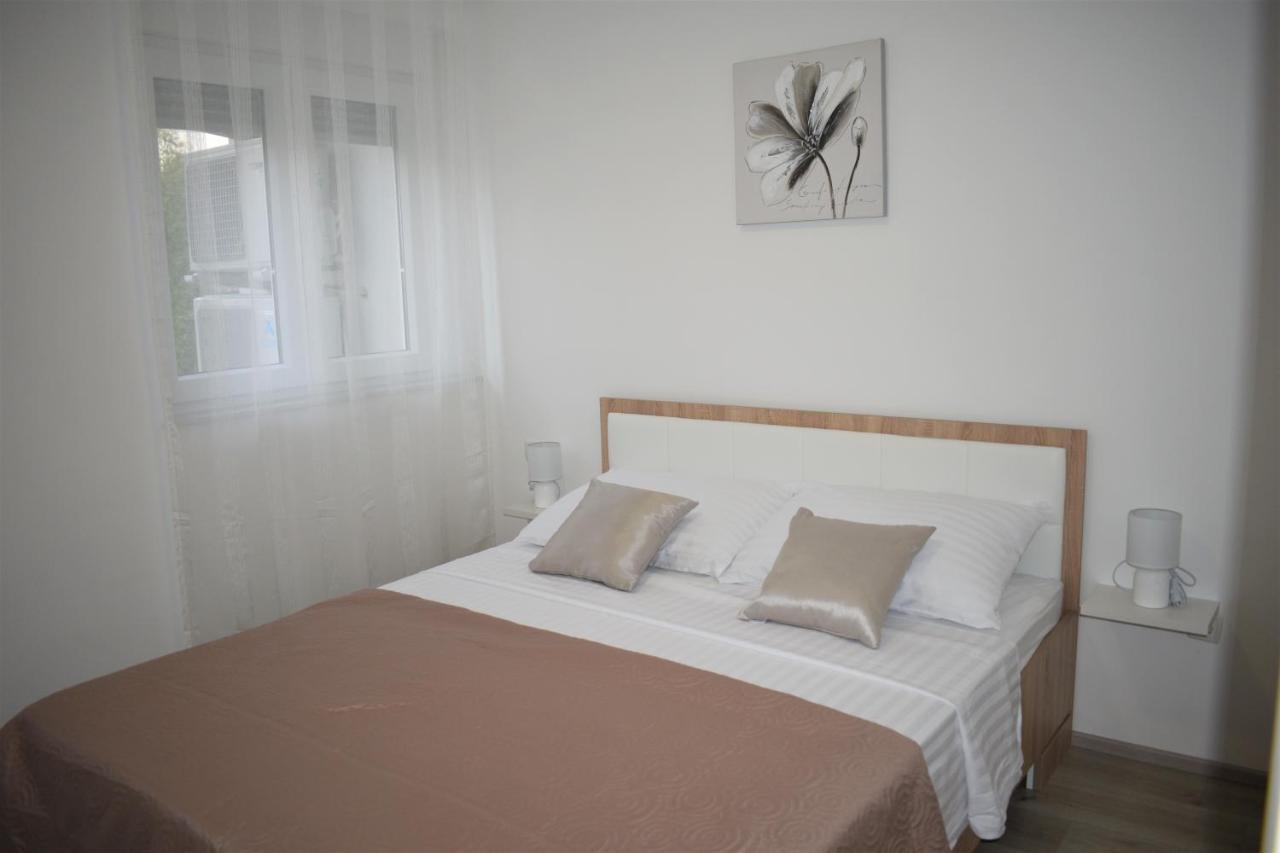 Apartments Rena Szybenik Zewnętrze zdjęcie